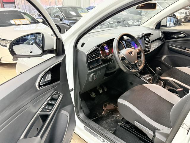 Jetta VS5 2021 car image #8