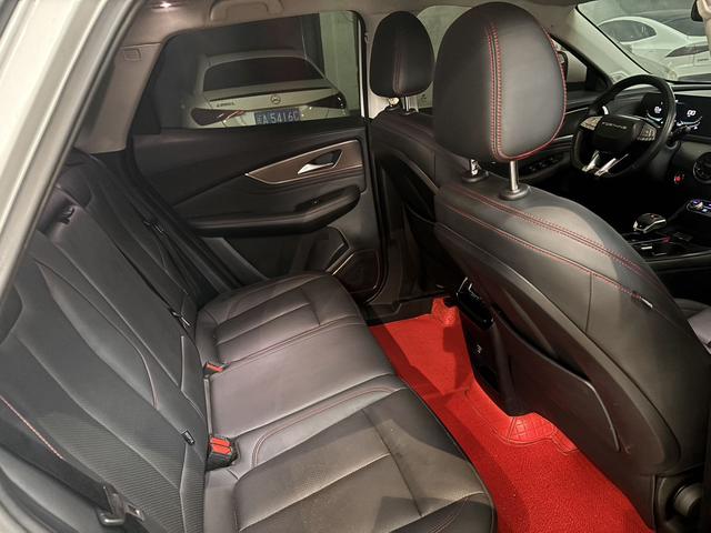 Forthing T5 EVO 2021 #8 Forthing T5 EVO 2021 car image #8