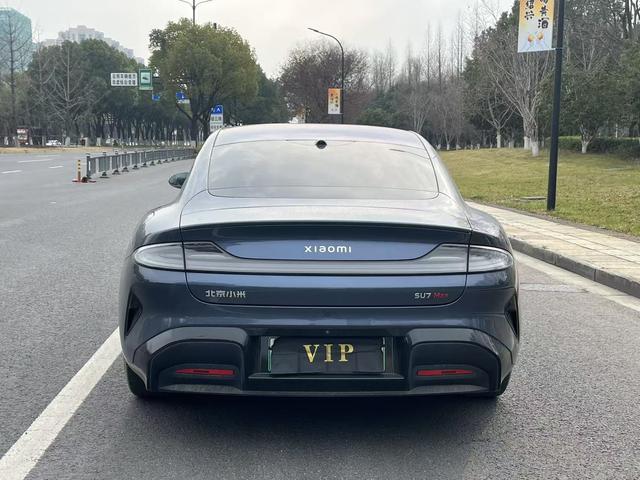 MI SU7 2024 car image #8