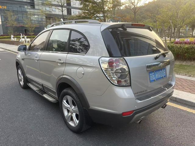 Chevrolet Captiva (Imported) 2011 car image #8