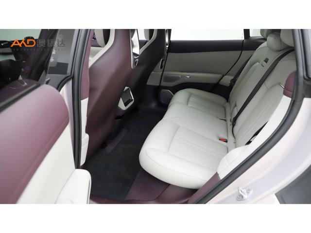 小米汽车 小米YU7 2025 汽车图片 #8