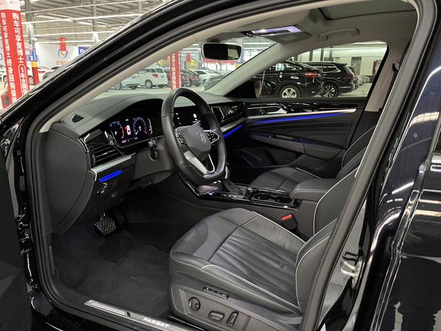 Volkswagen Passat 2021 immagine di auto #8