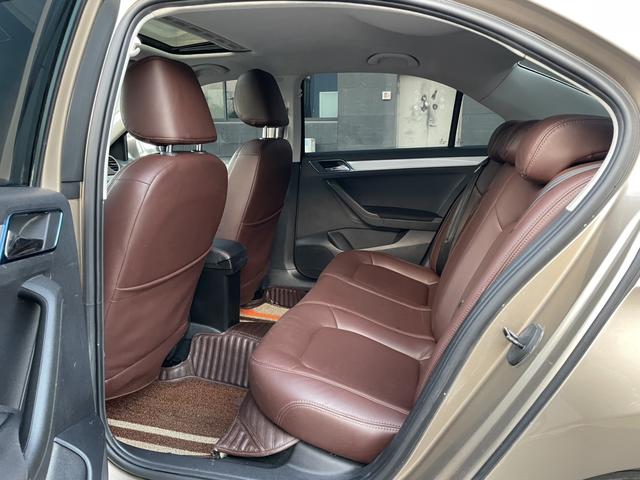 Volkswagen Jetta 2014 immagine di auto #8