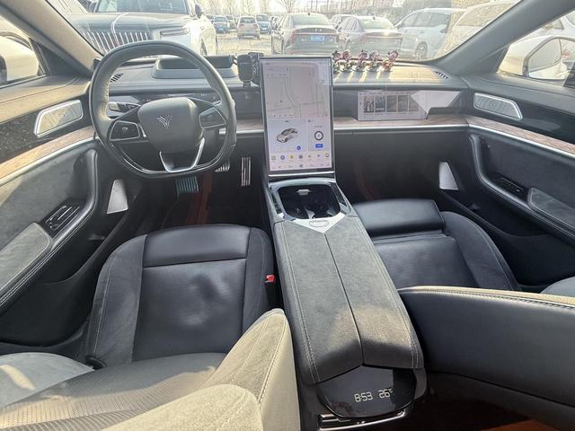 哪吒汽车 哪吒S 2023 汽车图片 #8