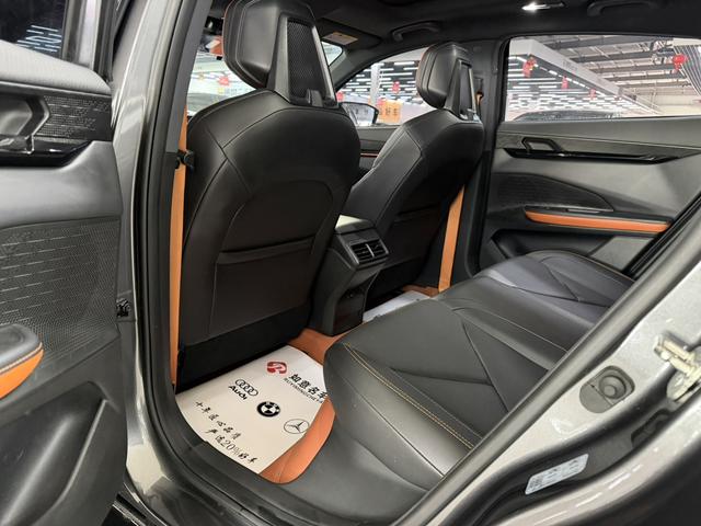 Changan UNI-V 2023 #8 Changan UNI-V 2023 immagine di auto #8