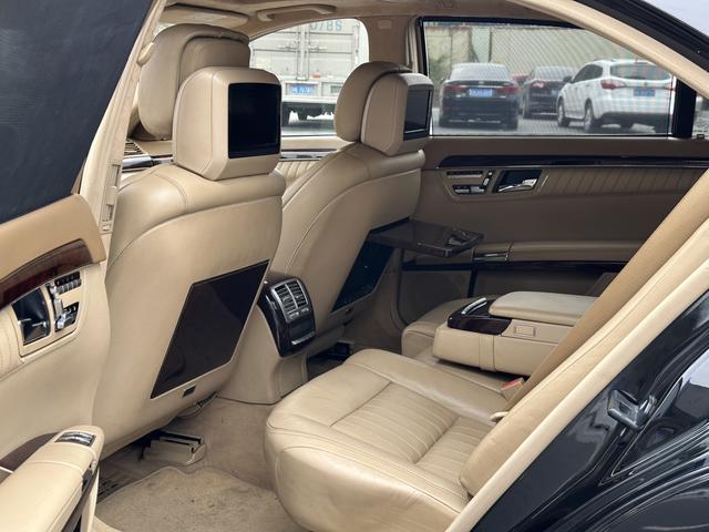 Mercedes-Benz S Class 2011 immagine di auto #8