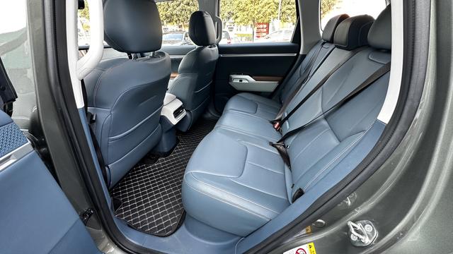 Deepal G318 2024 #8 Deepal G318 2024 imagen de coche #8