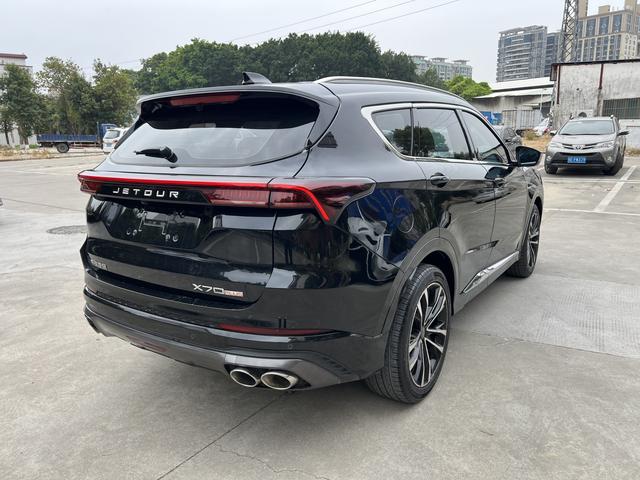 X70 PLUS 2020 #8 X70 PLUS 2020 car image #8