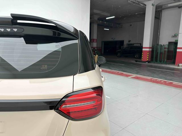 零跑汽车 零跑T03 2022 汽车图片 #8