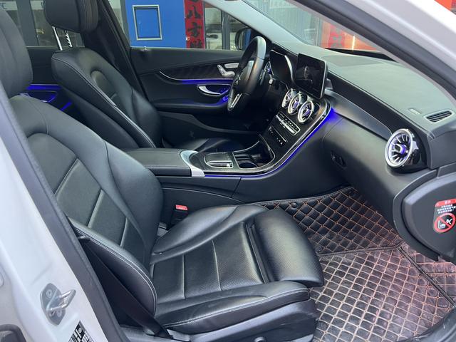 Mercedes-Benz C Class 2019 car image #8