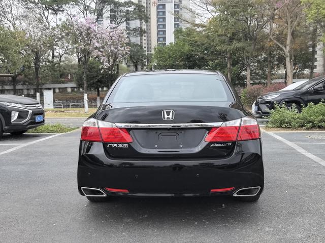 Honda Accord 2015 image de voiture #8
