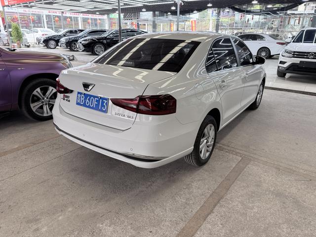 Jetta VA3 2023 صورة سيارة #8