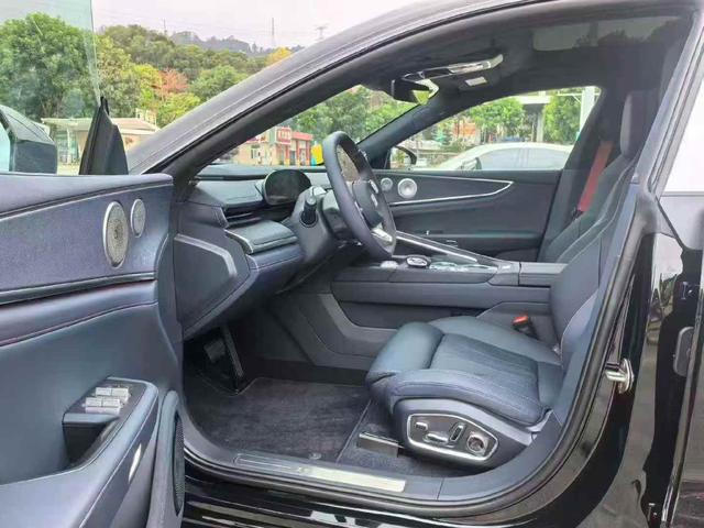 极氪 极氪001 2026 汽车图片 #8