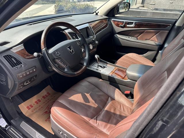 Hyundai Equus 2012 изображение автомобиля #8