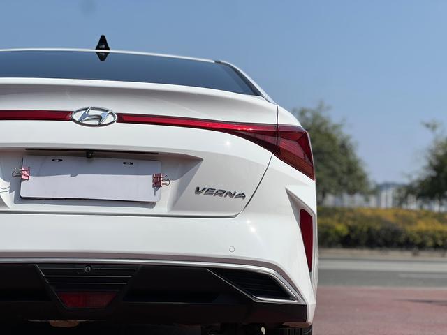 Hyundai Verna 2020 car image #8