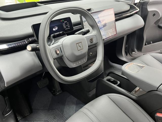 极氪 极氪X 2024 汽车图片 #8