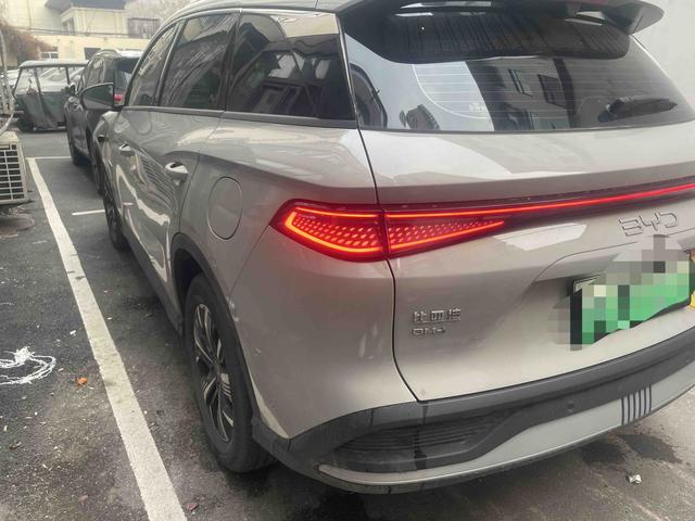 BYD Sea Lion 05 DM-i 2025 car image #8