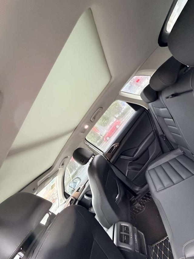 Volkswagen Tharu 2019 car image #8