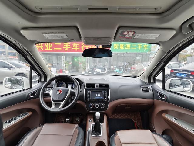 Forthing JOYEAR X5 2015 car image #8