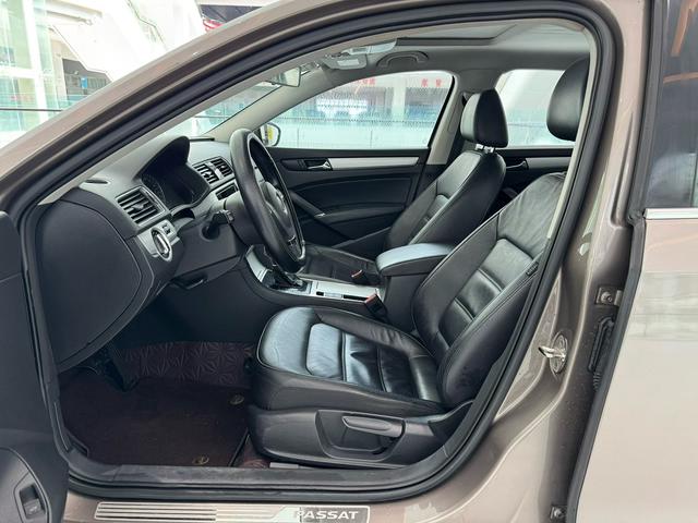 Volkswagen Passat 2015 car image #8