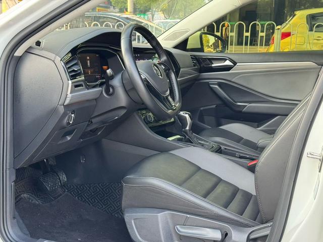 Volkswagen Sagitar 2022 car image #8