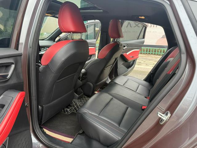 MG 2023 car image #8