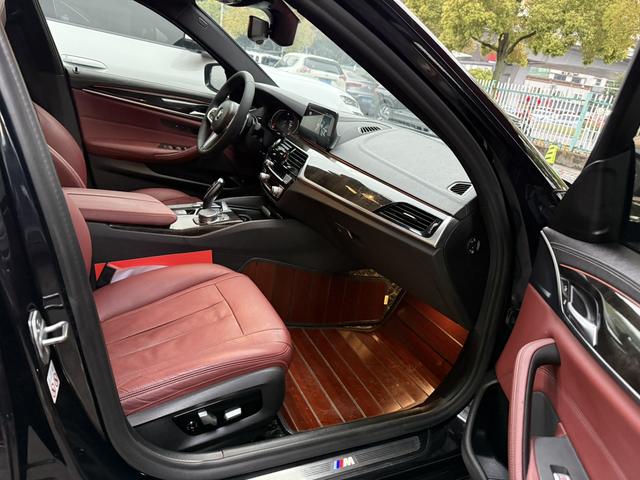 BMW 5 Series 2020 #8 BMW 5 Series 2020 car image #8