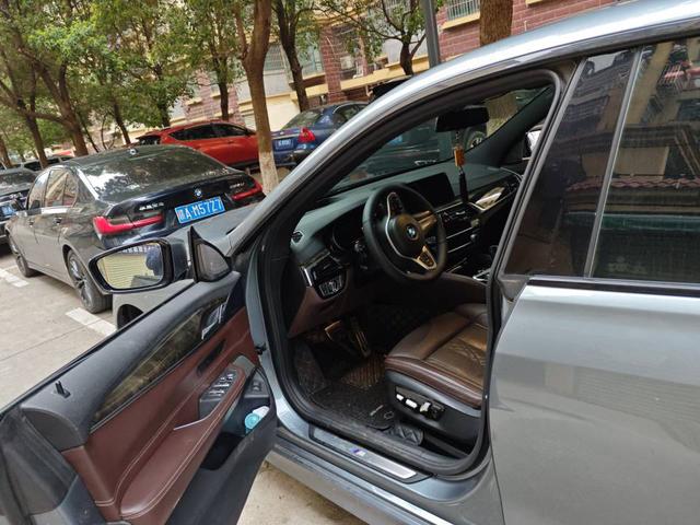 BMW 6 Series GT 2018 изображение автомобиля #8