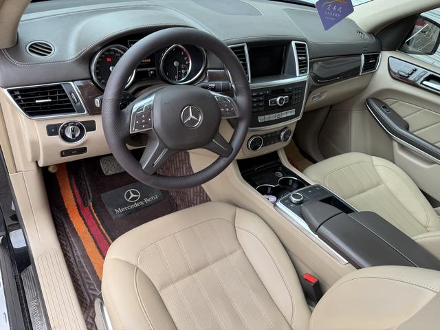 Mercedes-Benz 2013 car image #8