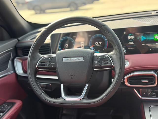 X70 PLUS 2024 #8 X70 PLUS 2024 car image #8