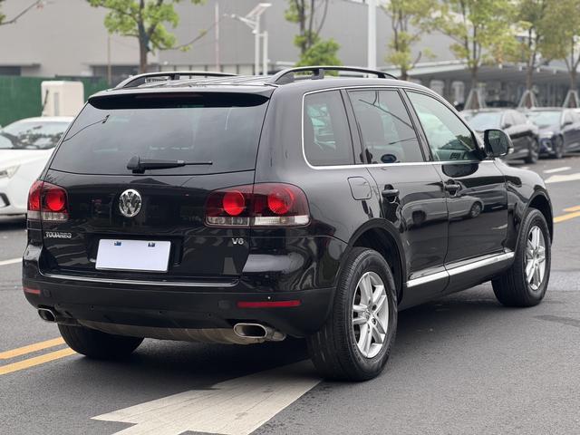 Volkswagen Touareg 2009 car image #8