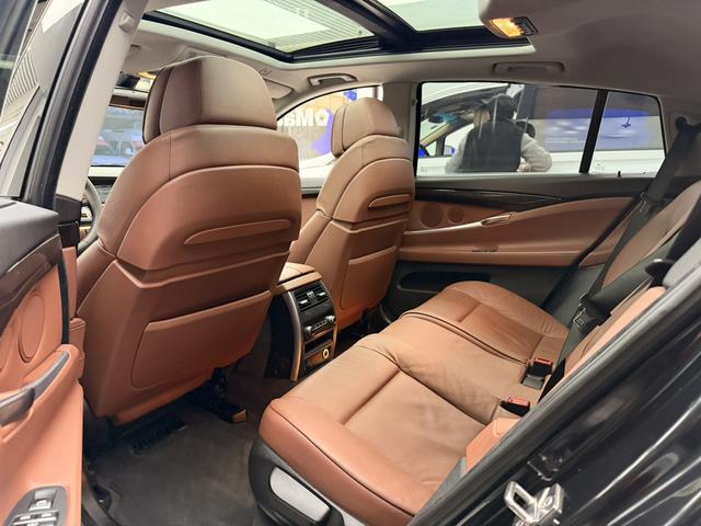 BMW 5 Series GT 2012 car image #8