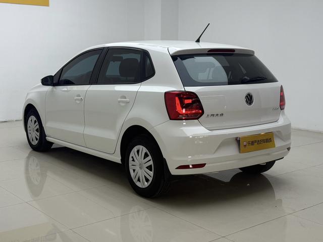 Volkswagen Polo 2017 car image #8