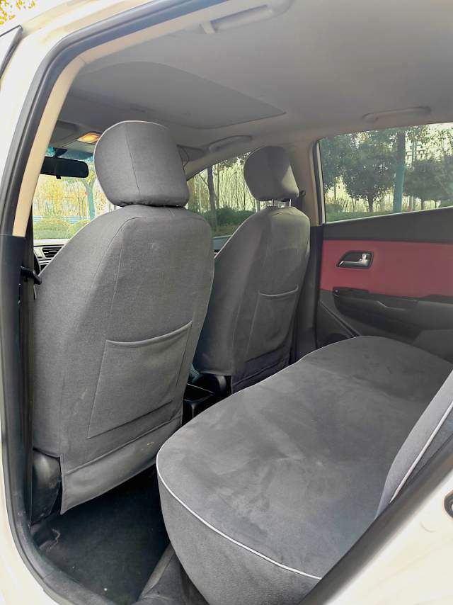 Kia K2 2016 car image #8