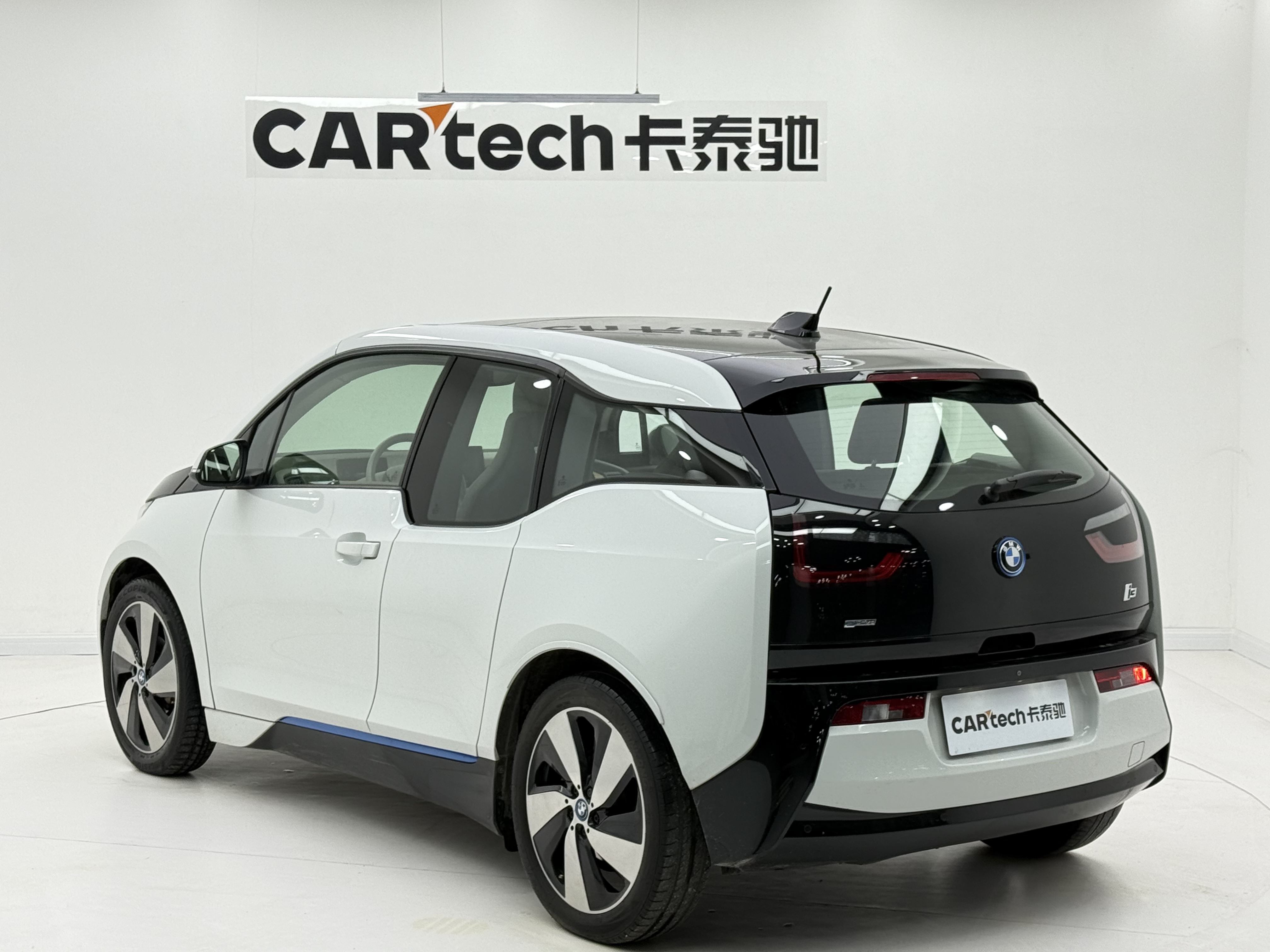 BMW i3 (Imported) 2016 #8 BMW i3 (Imported) 2016 صورة سيارة #8