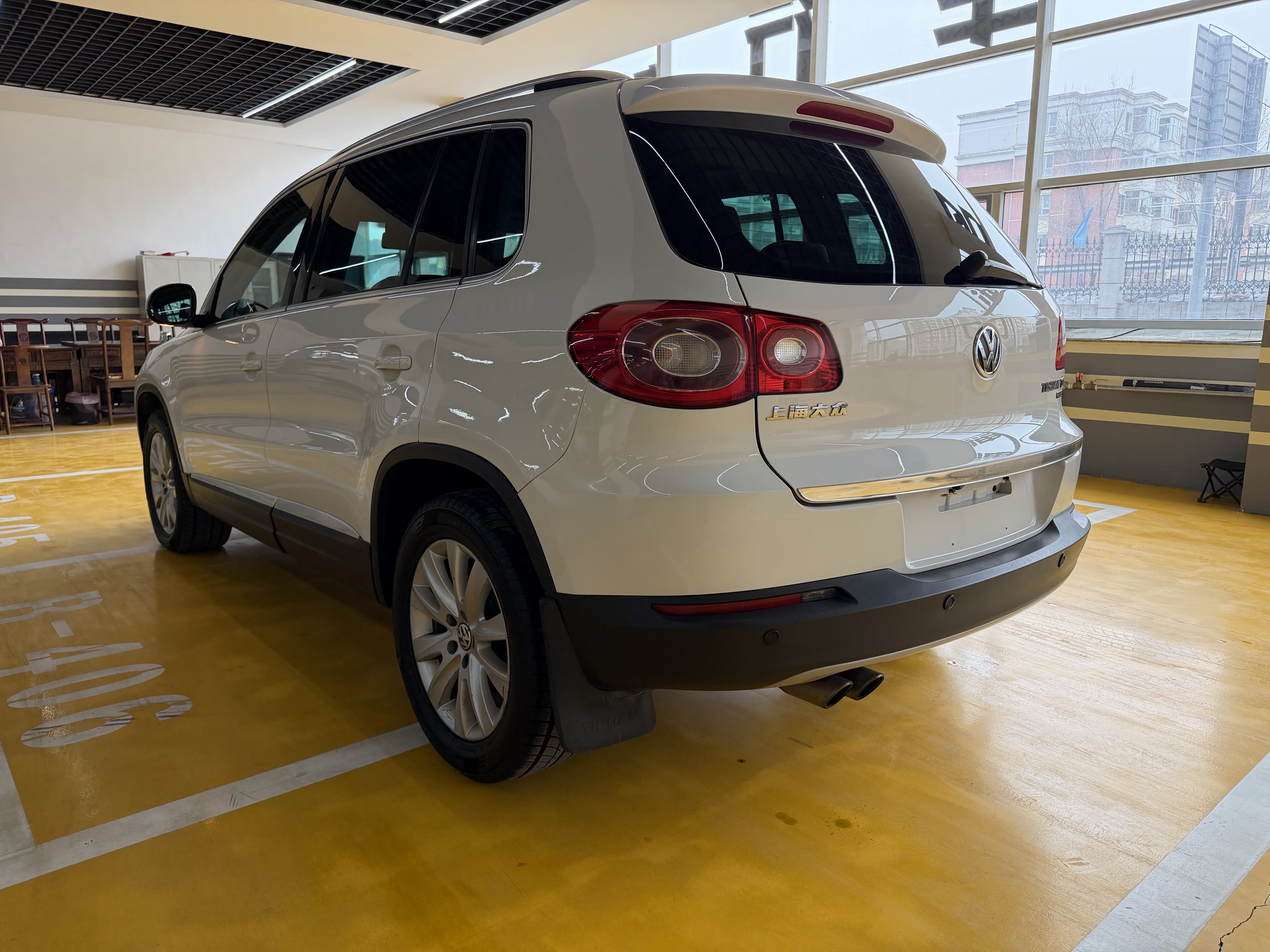 Volkswagen Tiguan 2012 immagine di auto #8