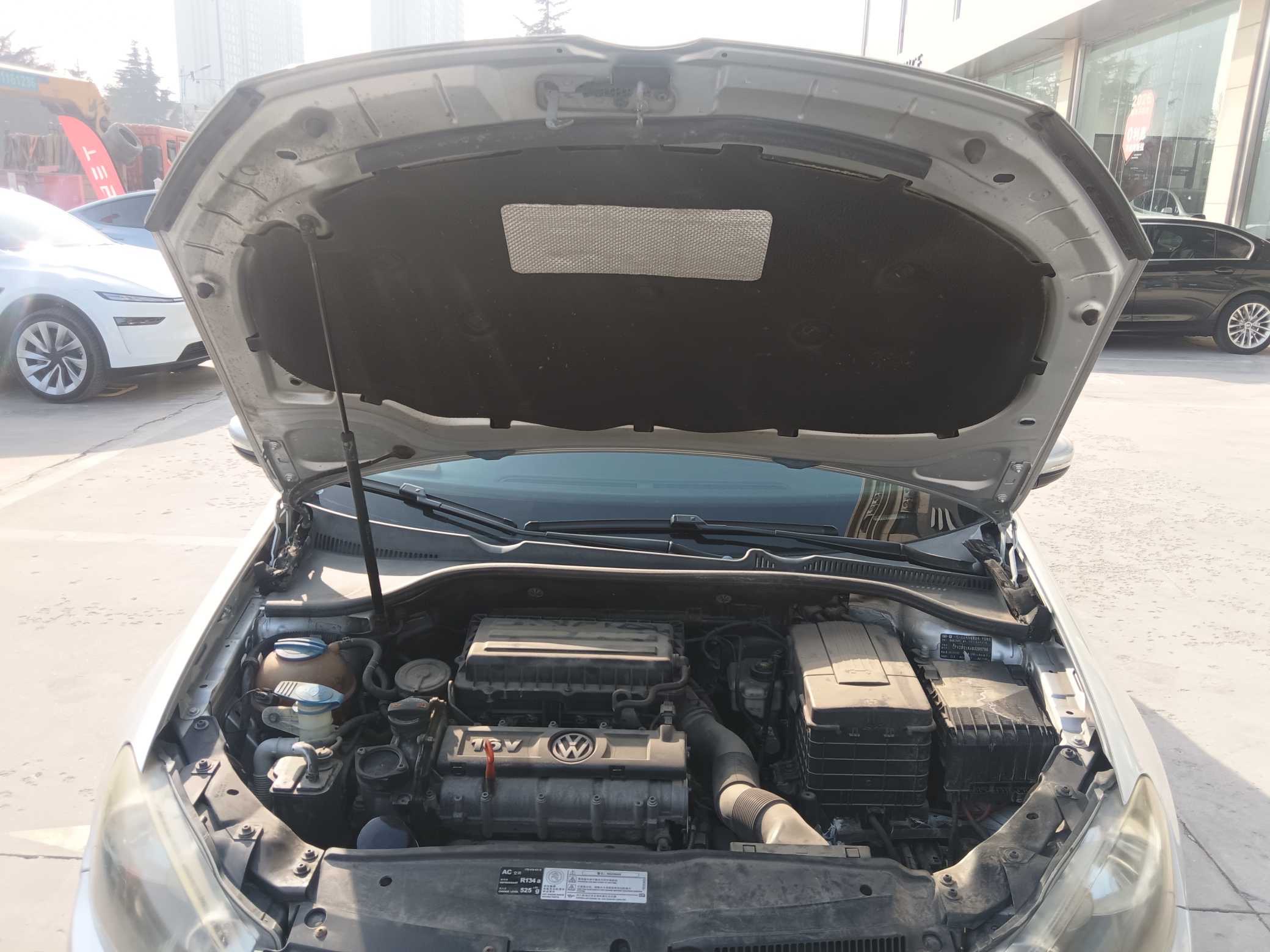 Volkswagen Golf 2011 car image #8