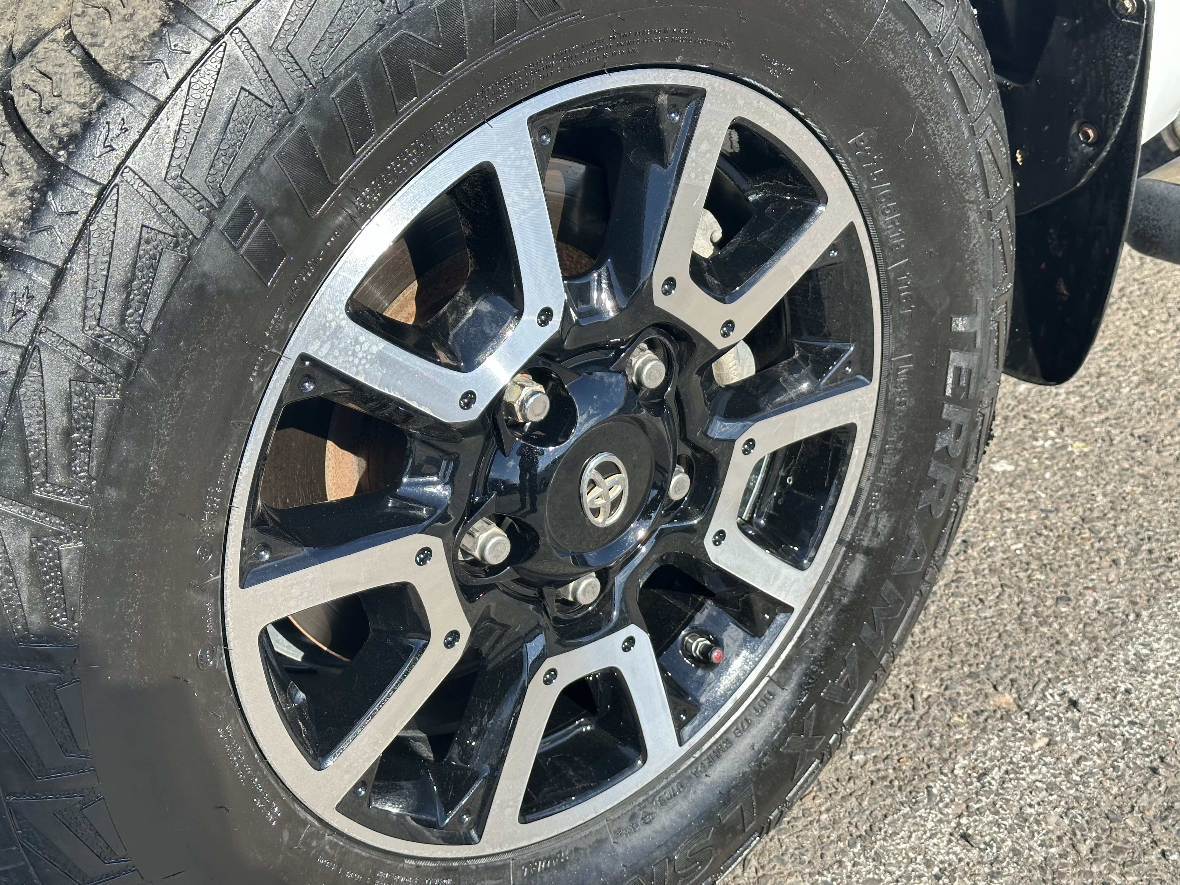 Toyota Tundra 2015 immagine di auto #8