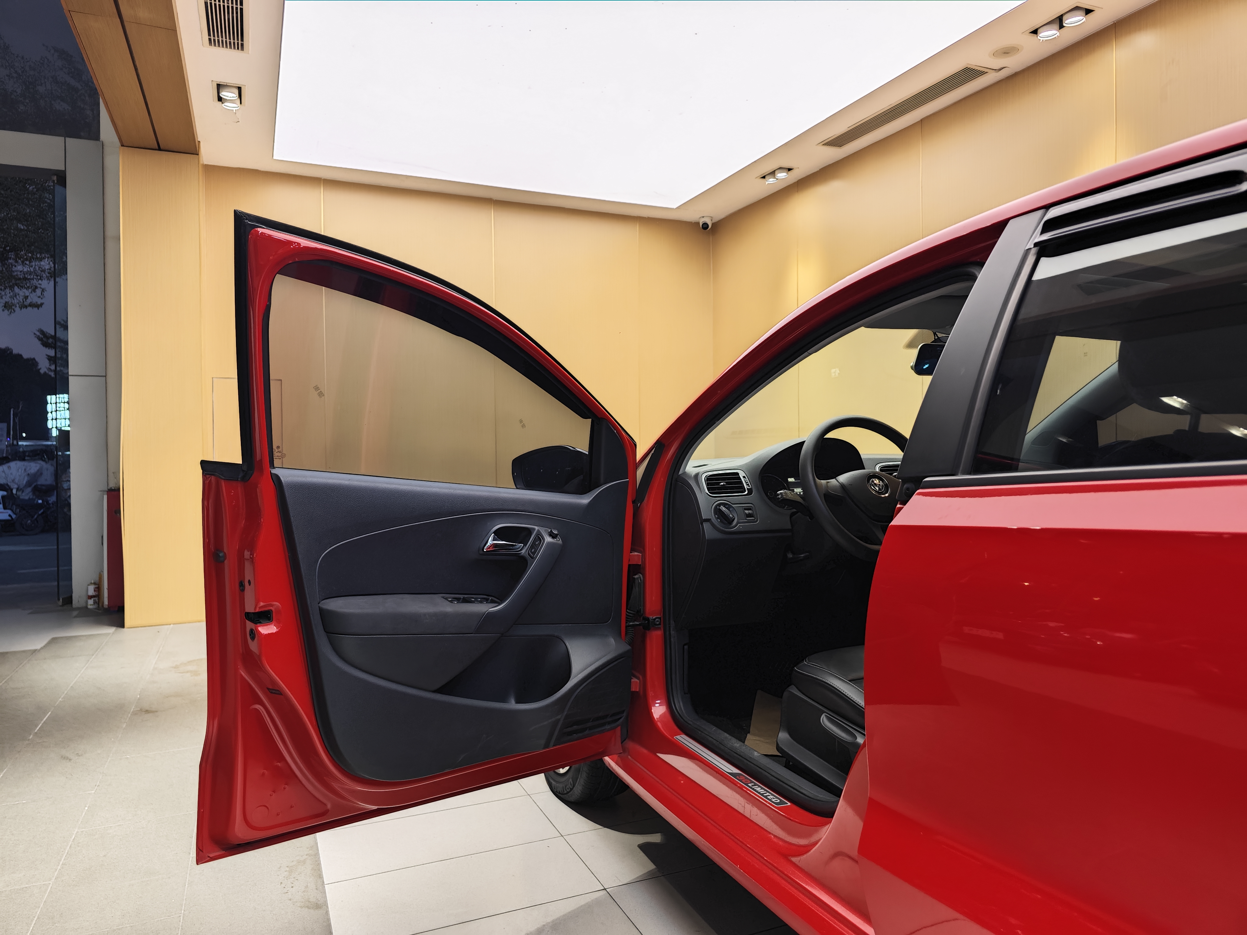 Volkswagen Polo 2015 #8 Volkswagen Polo 2015 car image #8