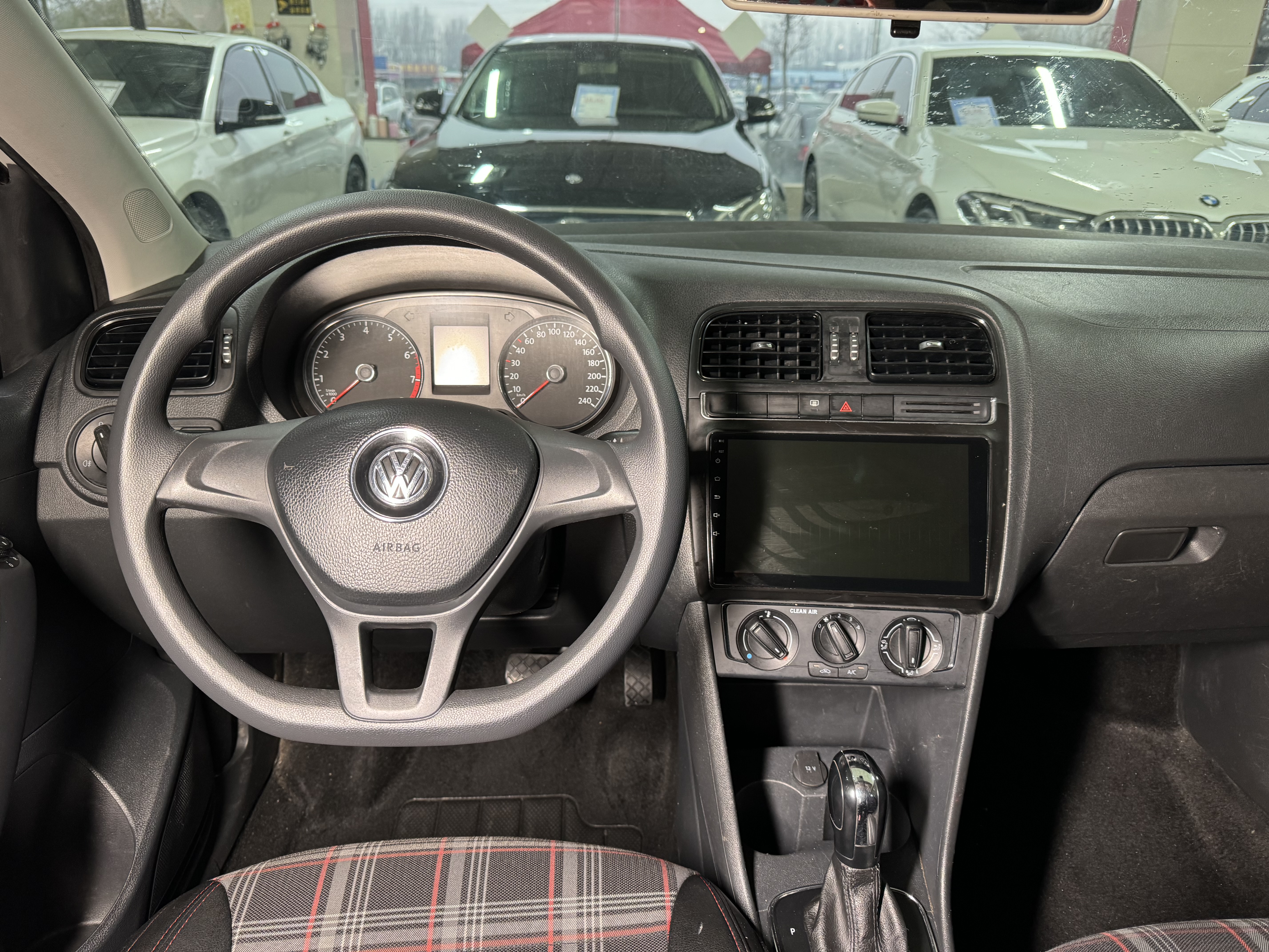 Polo 2017 #8 Polo 2017 car image #8