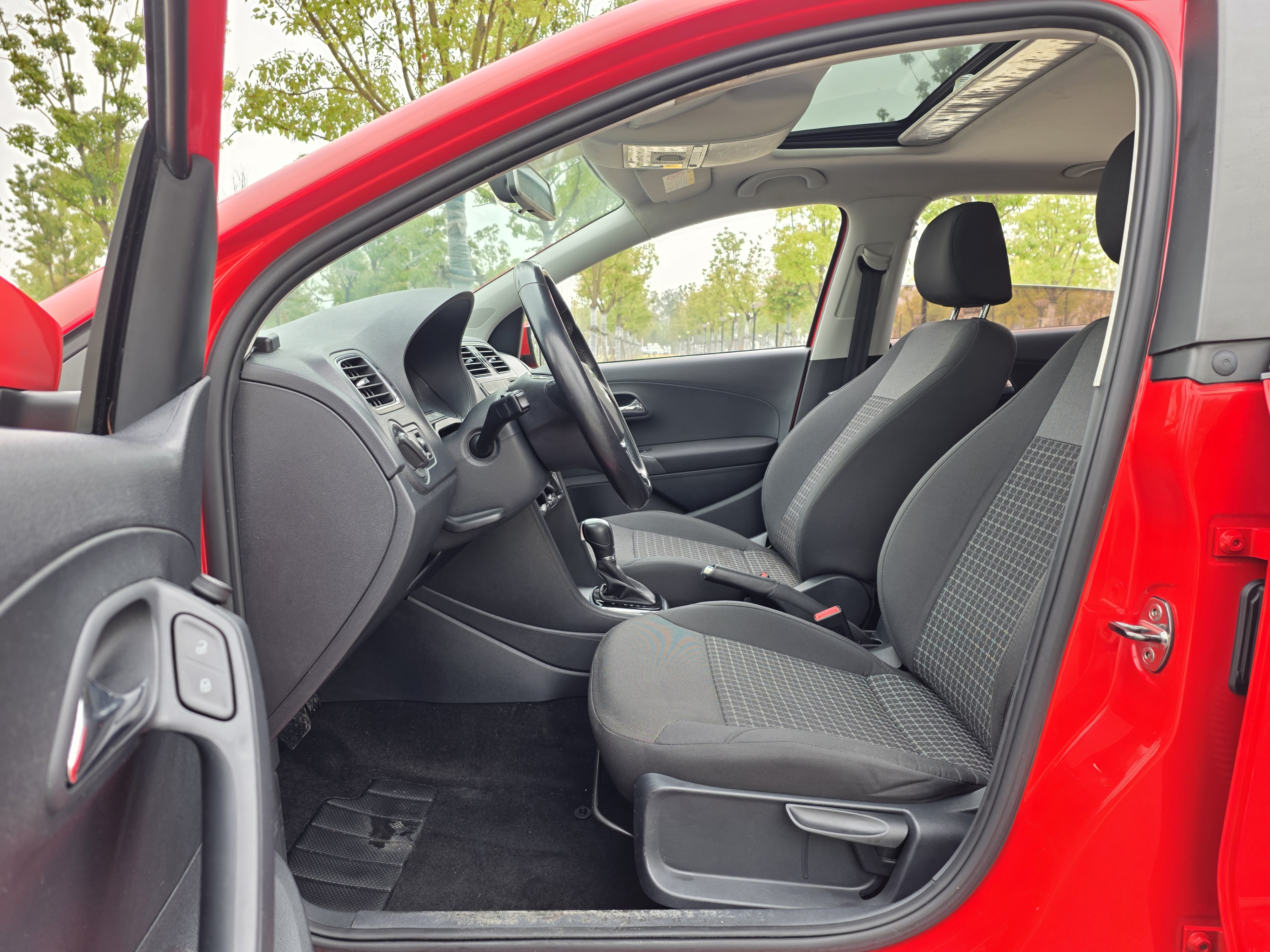 Volkswagen Polo 2017 #8 Volkswagen Polo 2017 car image #8