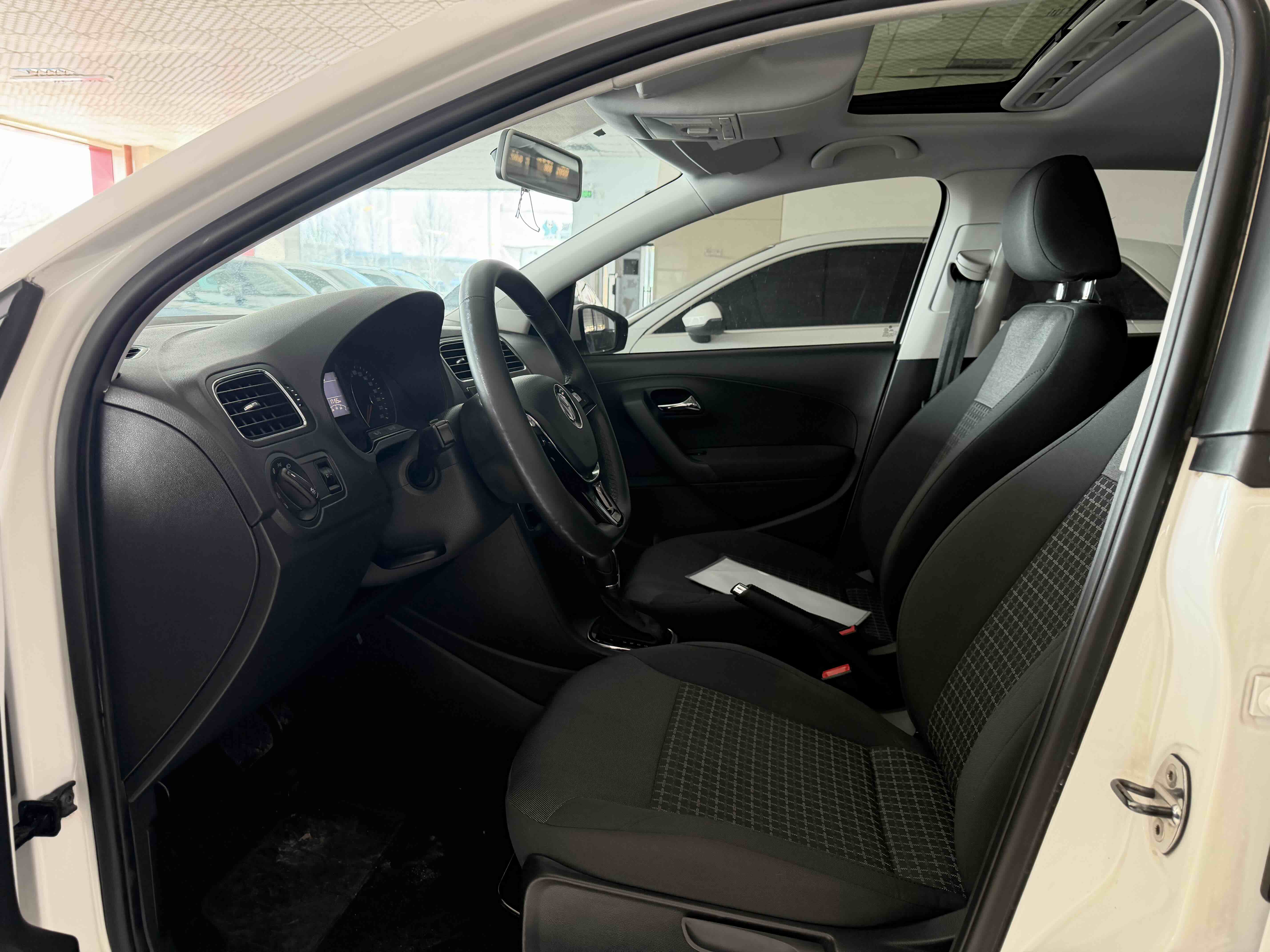 Polo 2017 #8 Polo 2017 car image #8
