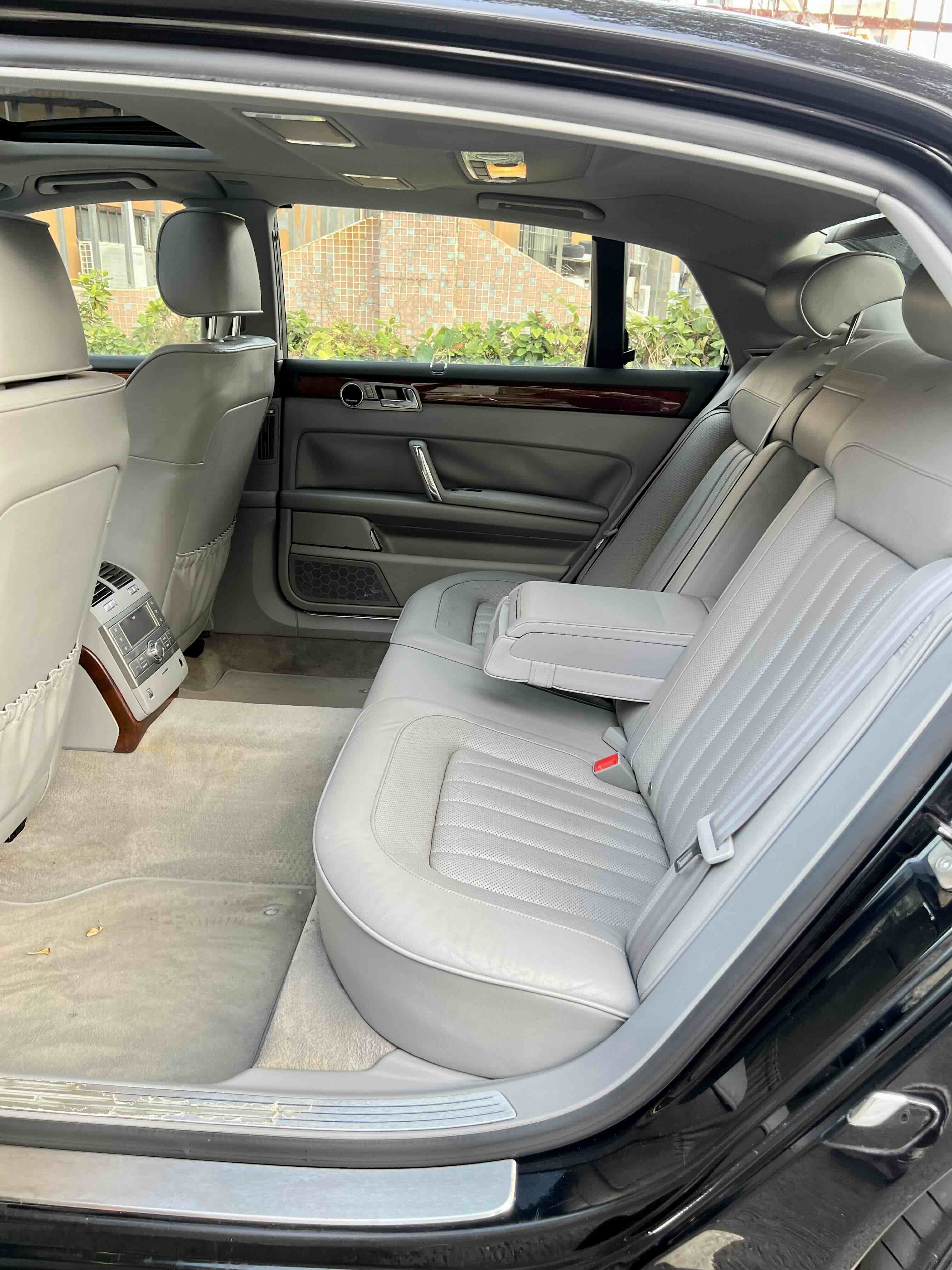 Volkswagen Pheaton 2015 immagine di auto #8