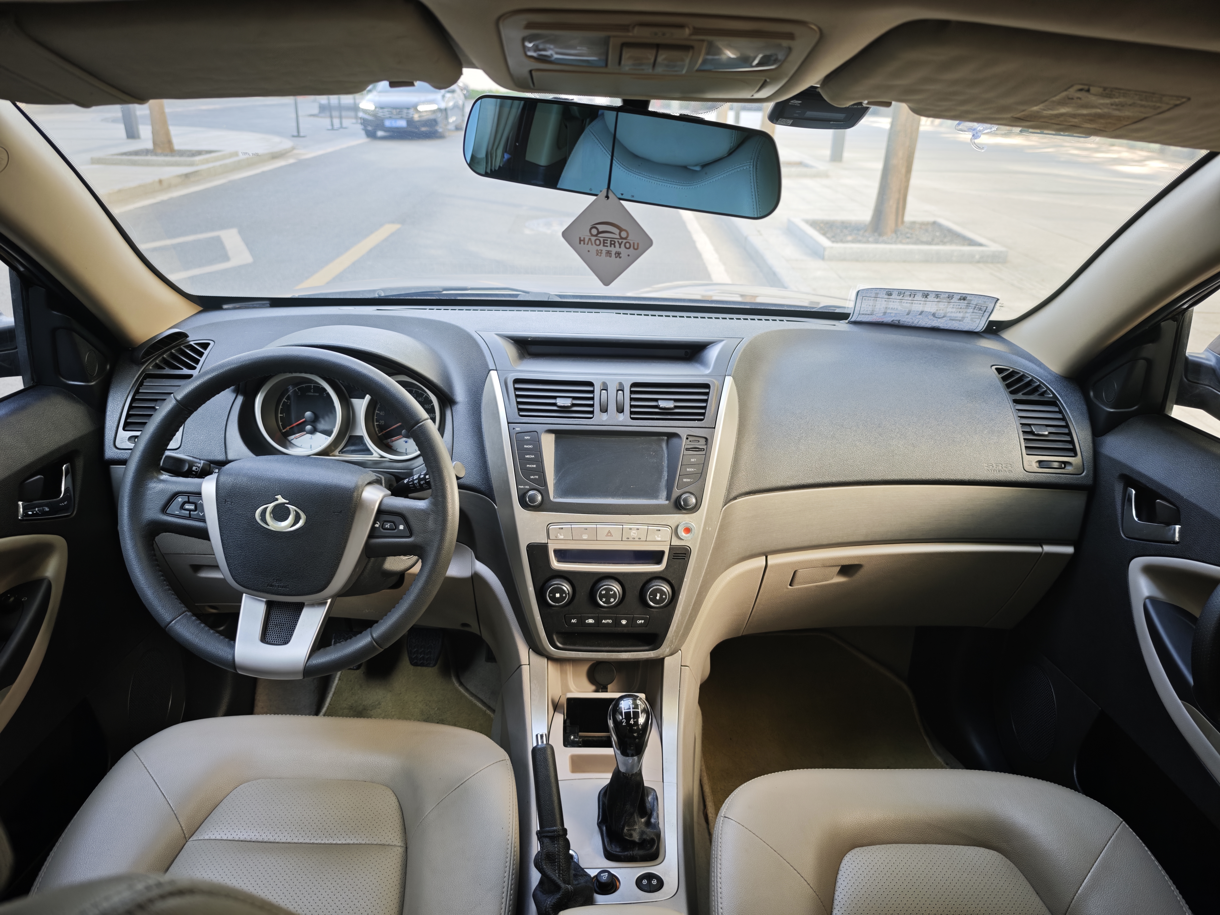 GEELY GX7 2012 car image #8