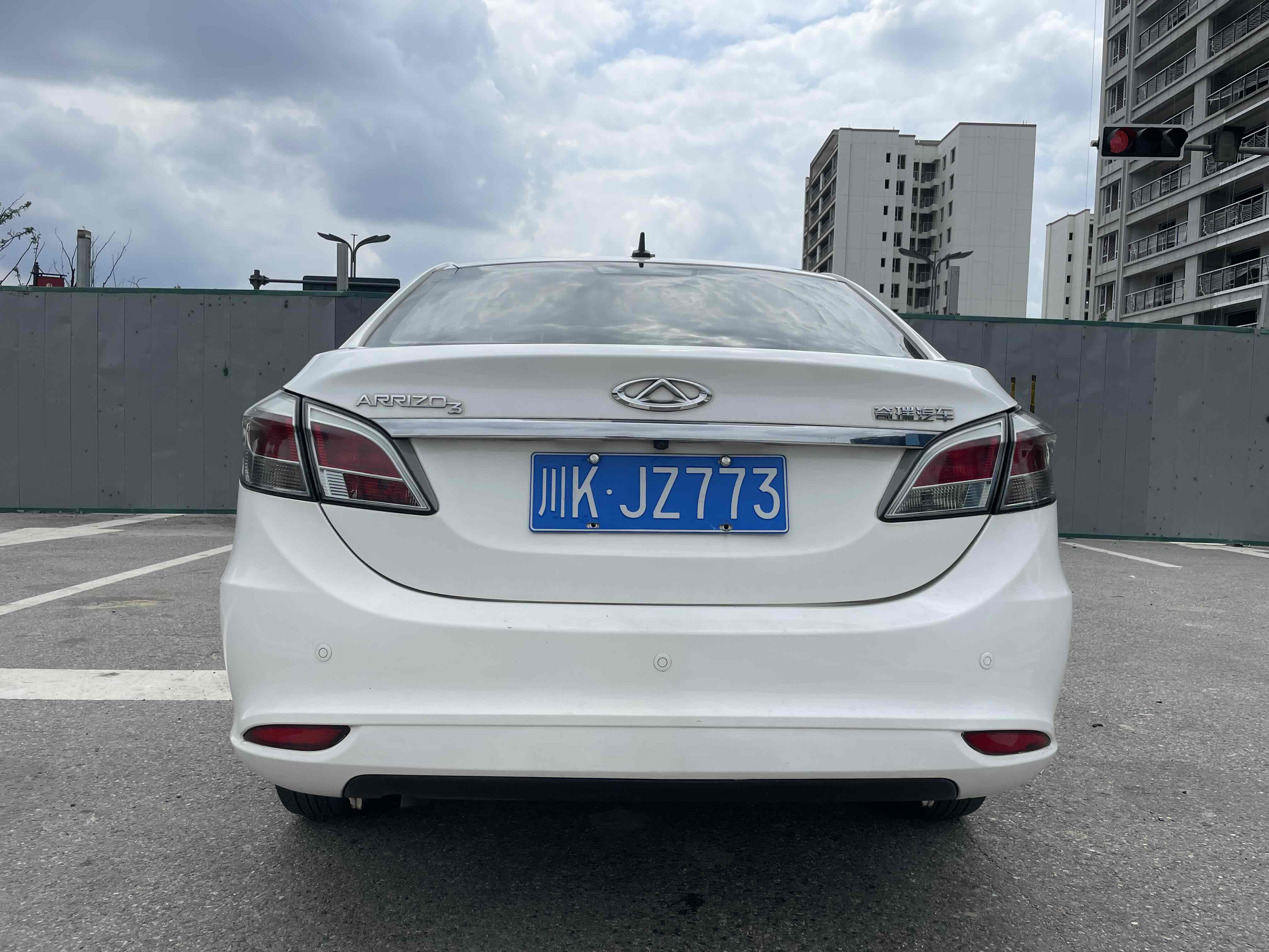 Chery E5 2015 изображение автомобиля #8