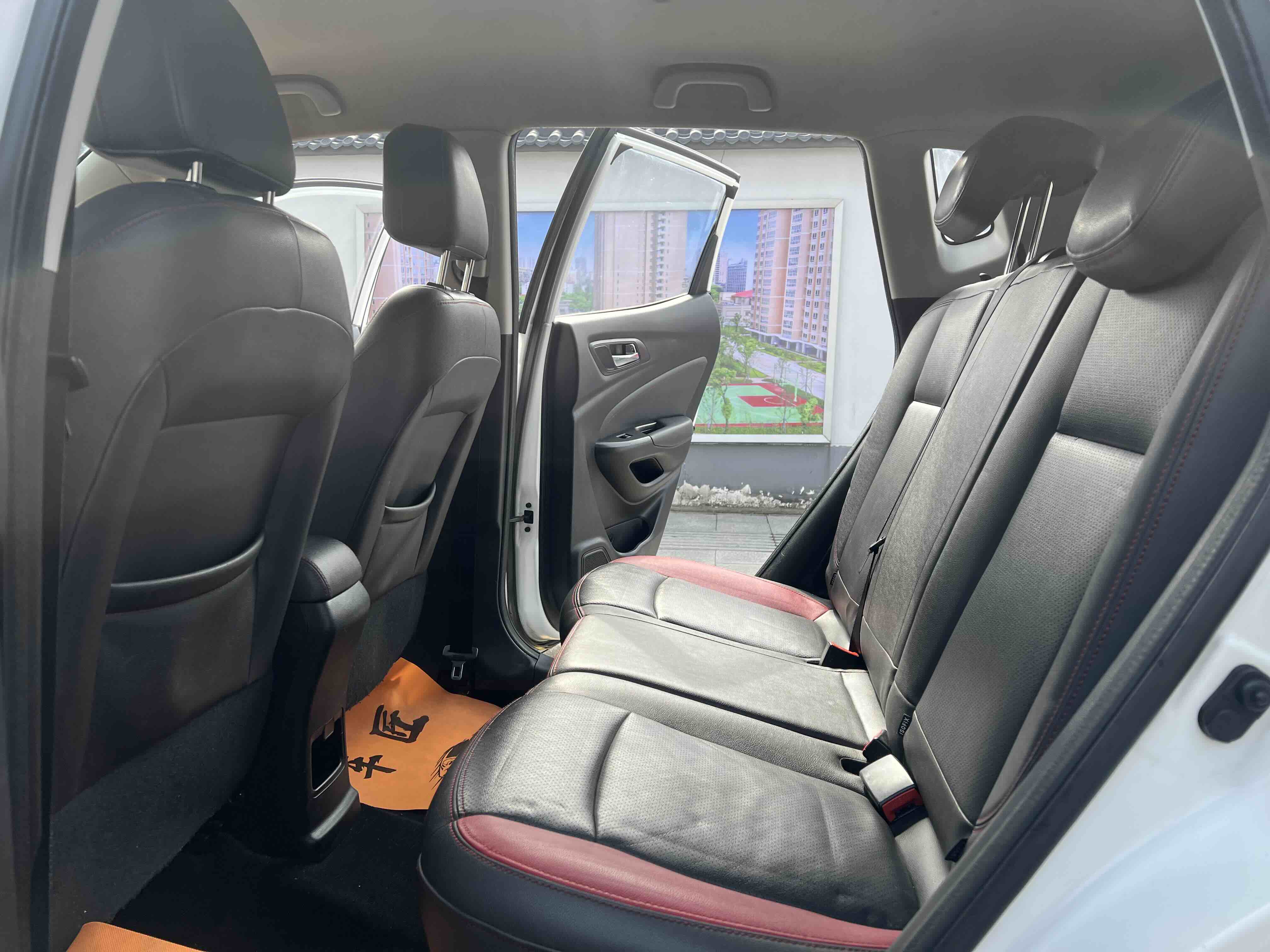 Changan CS15 2017 صورة سيارة #8