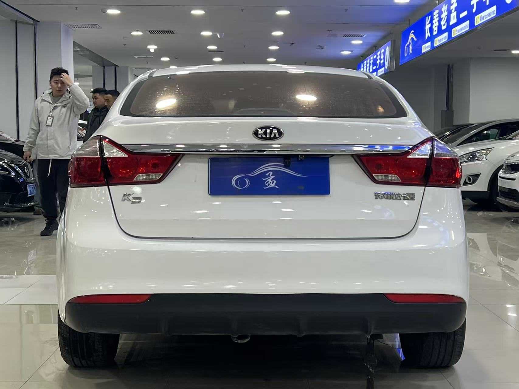 Kia K3 2018 car image #8