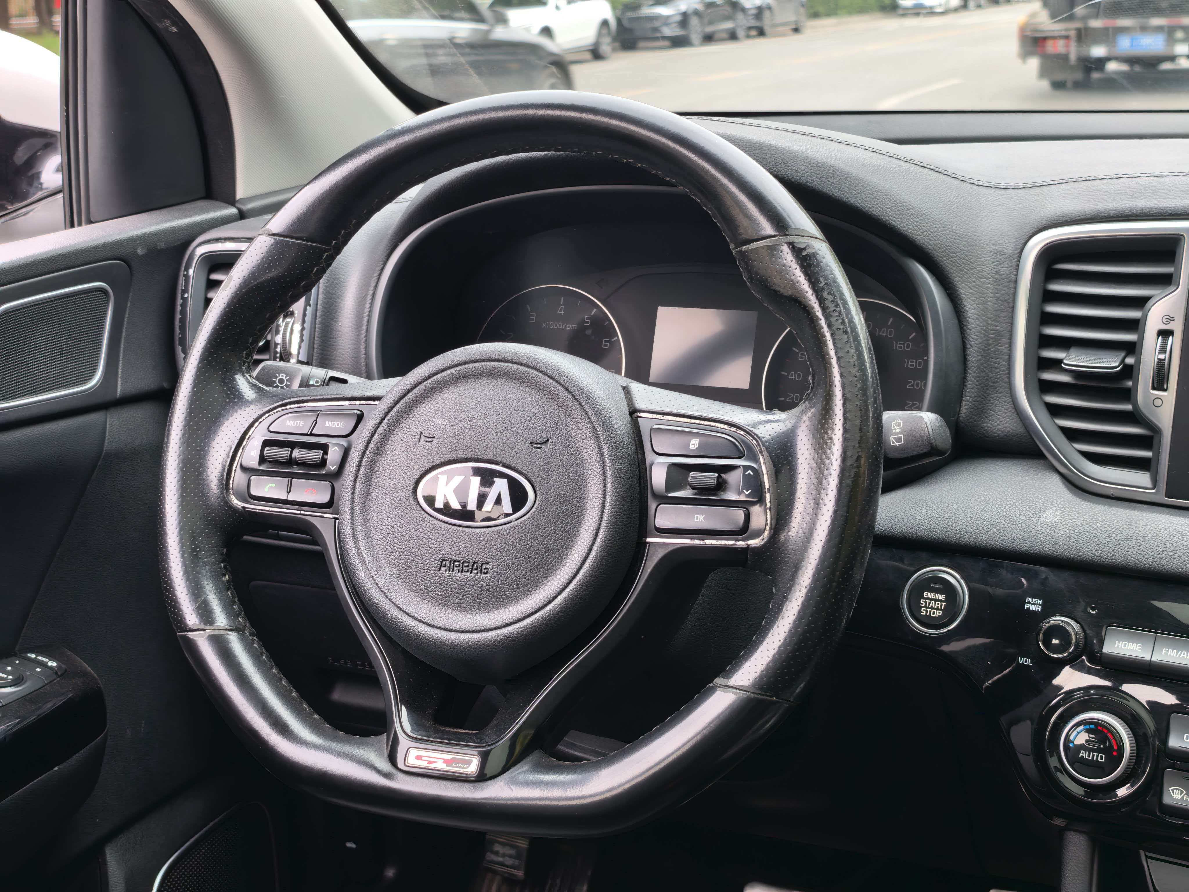 Kia KX5 2017 صورة سيارة #8