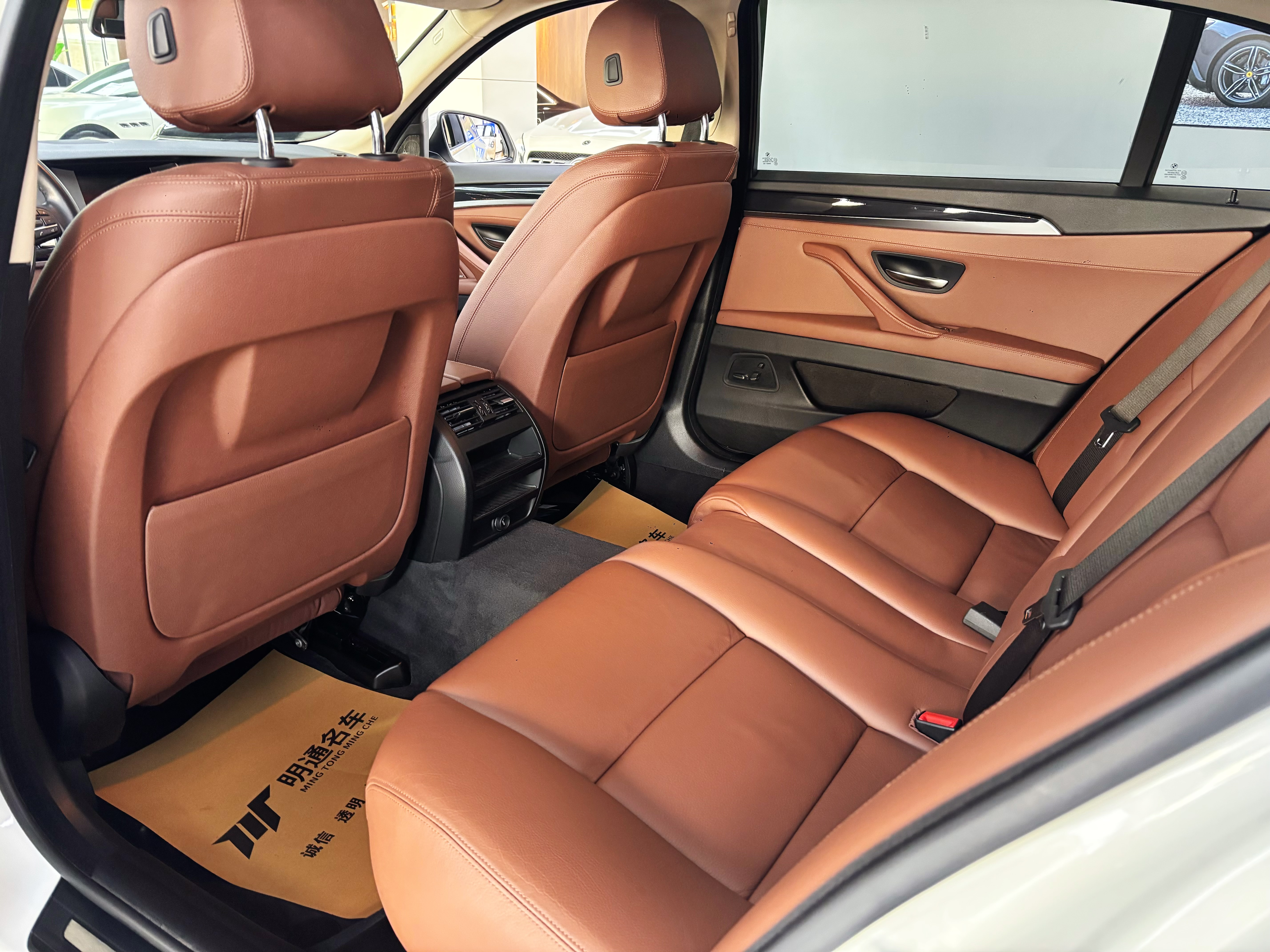 BMW 5 Series 2016 car image #8