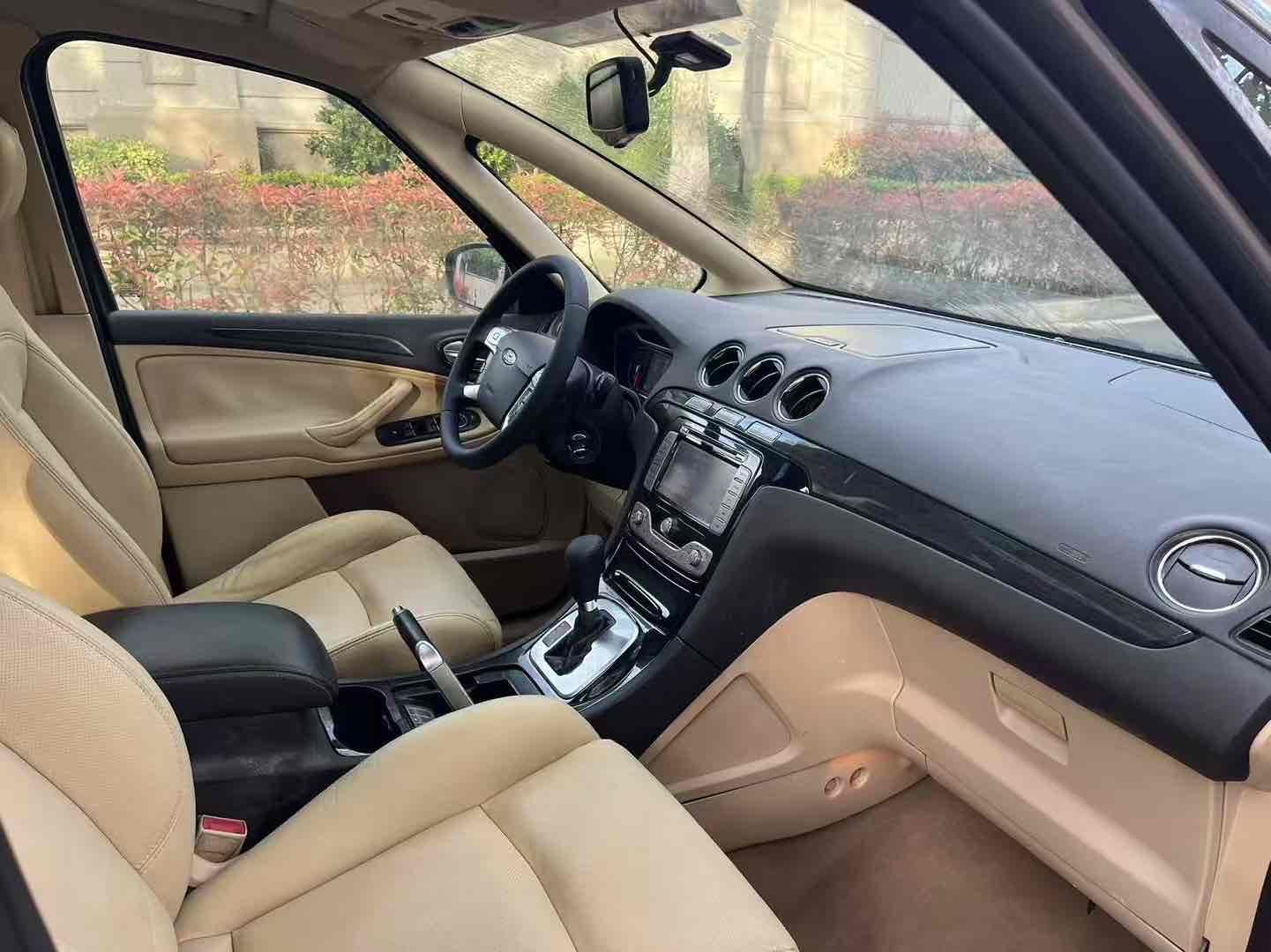 Ford S-MAX 2014 car image #8